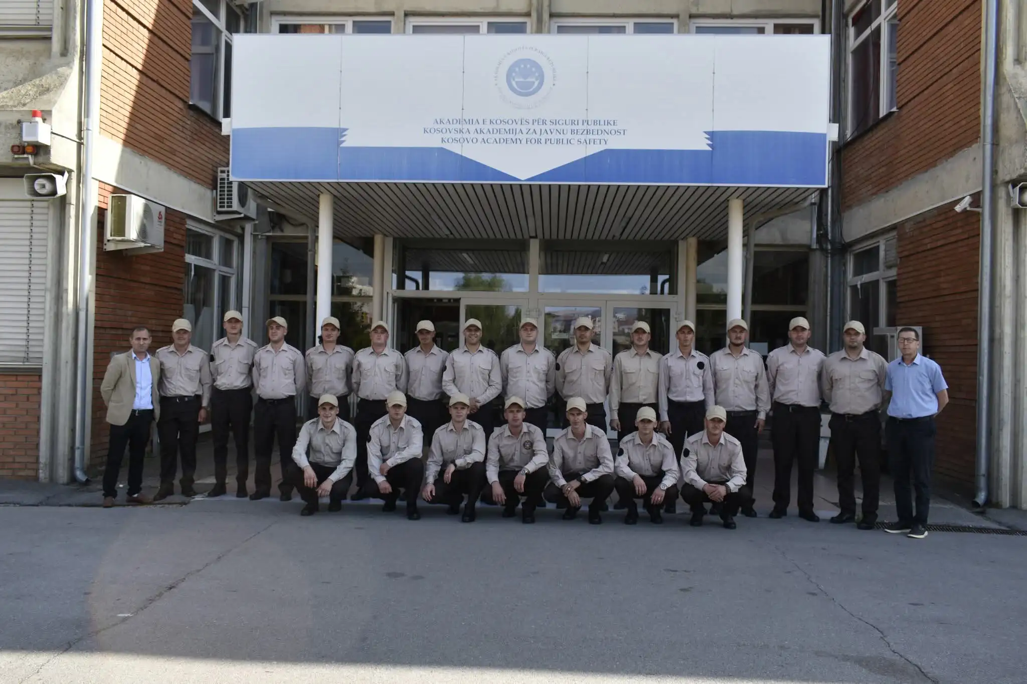 Në Akademinë e Kosovës për Siguri Publike filloi trajnimi profesional për zjarrfikës